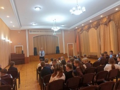 Профилактическая беседа в гимназии