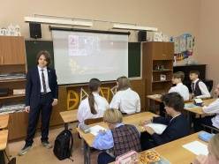 "И подвиг ваш мы помнить будем свято" 